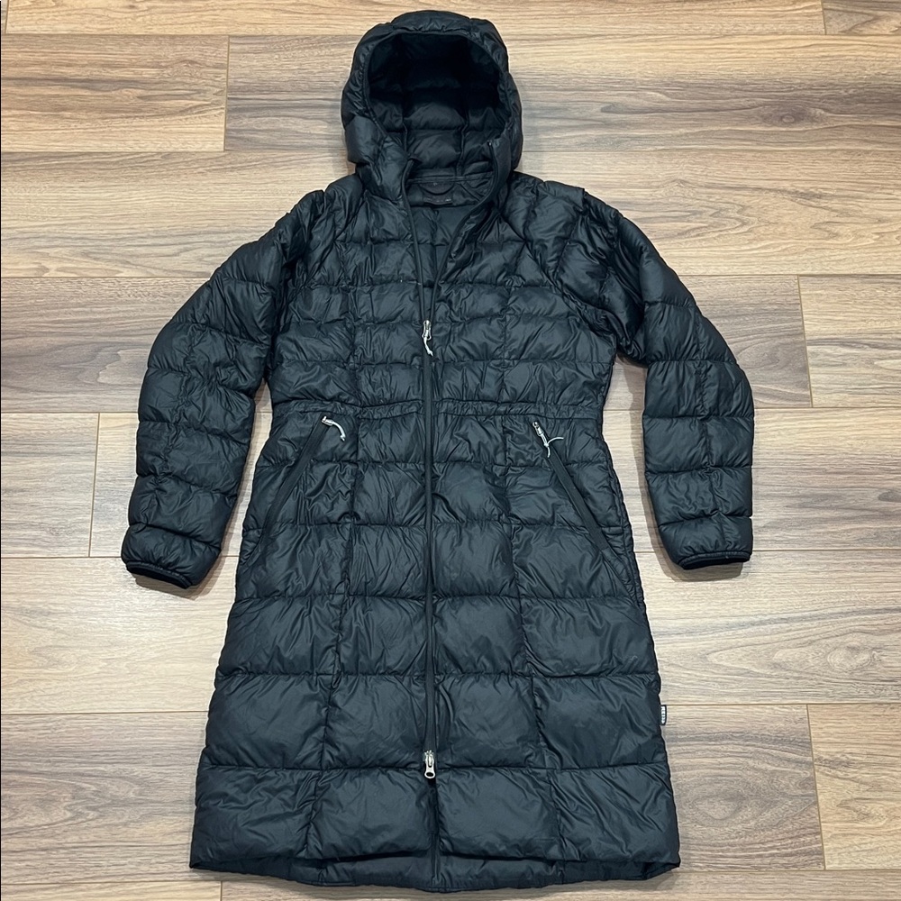 REI Co-op 650 Down Parka in Black Size Small?